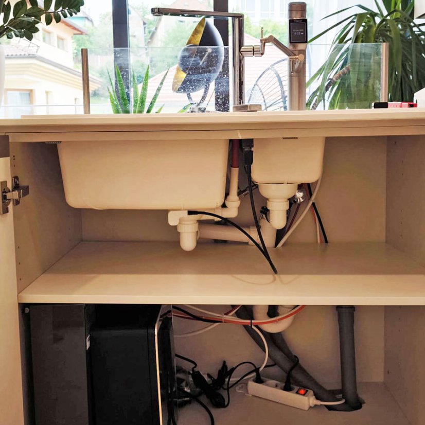 KOMBO: Podpultový ionizátor vody TYENT UCE13 + Reverzná osmóza SLIM - Farba: Čierny